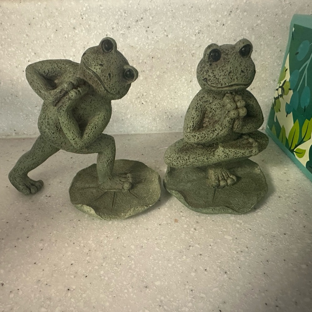 Green Frog Yoga Statues